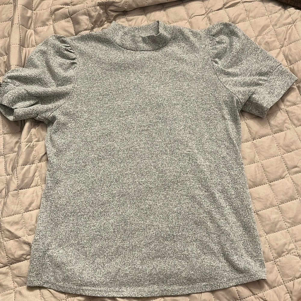 WOMENS SHORT SLEEVE TURTLENECK BLOUSE SIZE M